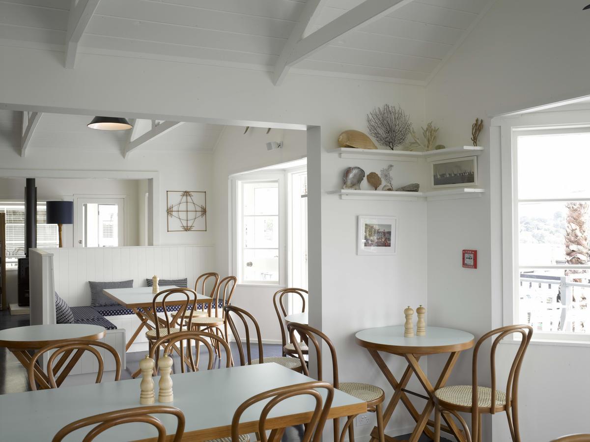 The Oyster Inn Oneroa Extérieur photo